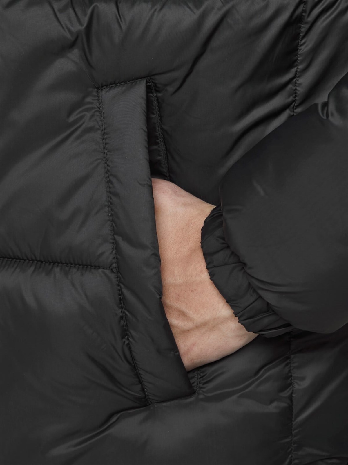 12173867Jack & Jones Jjdrew Puffer Hood Ltn Erkek Mont 12173867