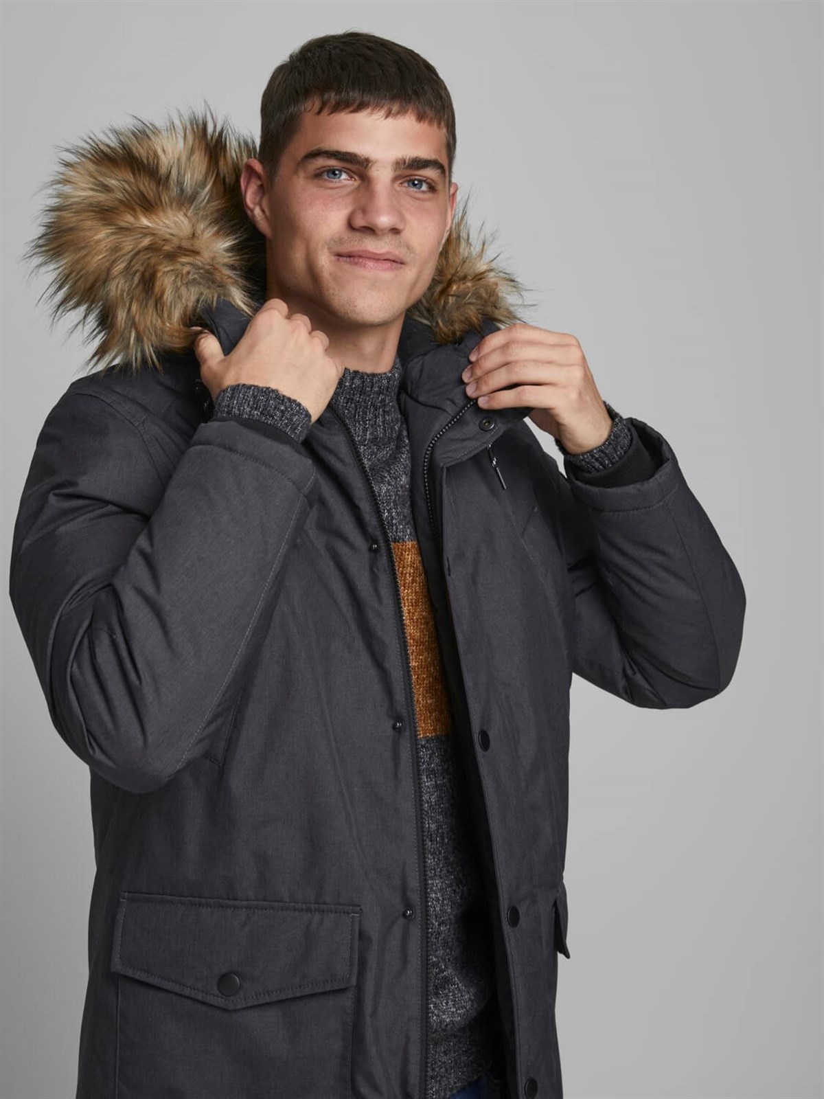 12174383Jack & Jones Jjsky Erkek Mont 12174383