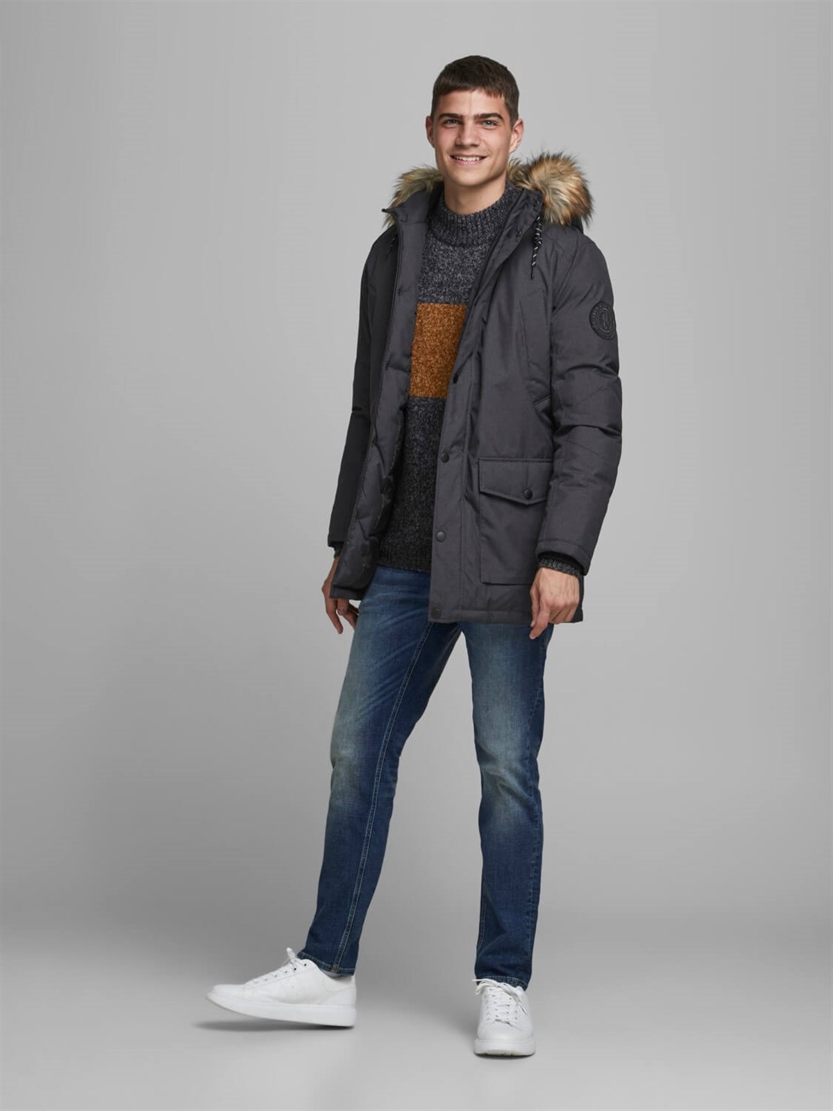 12174383Jack & Jones Jjsky Erkek Mont 12174383