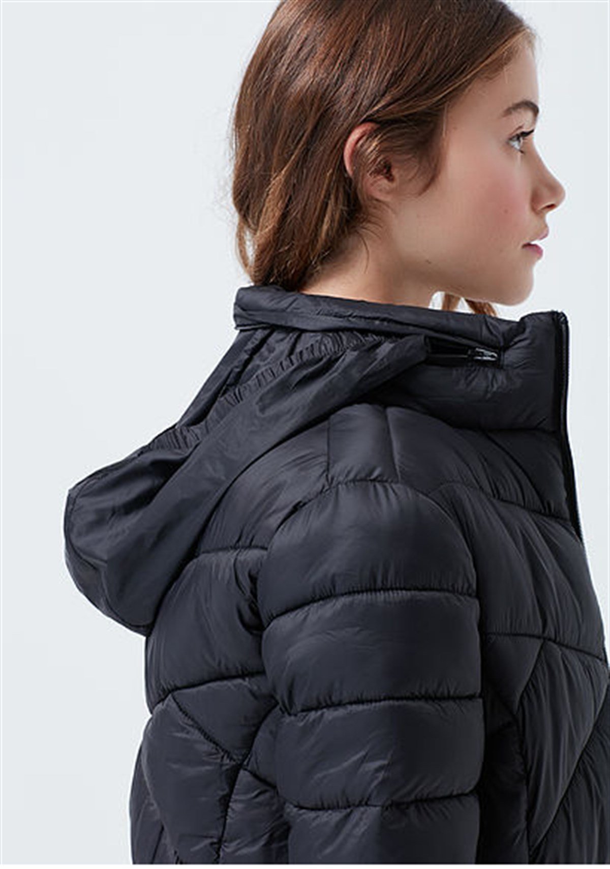 110698-900Mavi Dik Yaka Siyah Kadın Mont