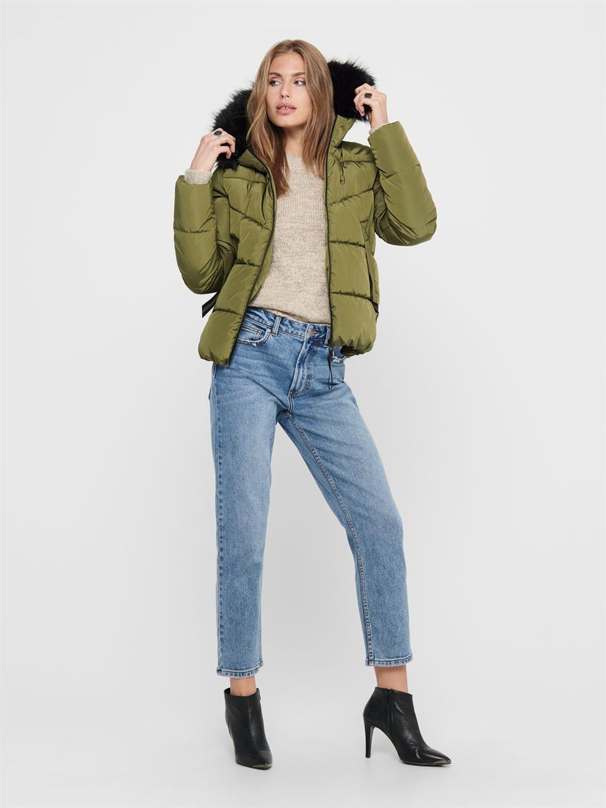 15205638Only Onlmonica Short Puffer Kadın Mont 15205638