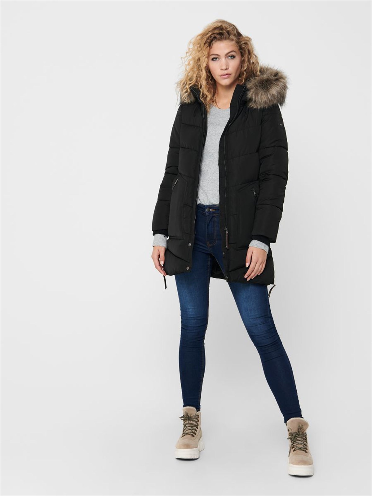 15205684Only Onlroona Quilted Kadın Mont 15205684