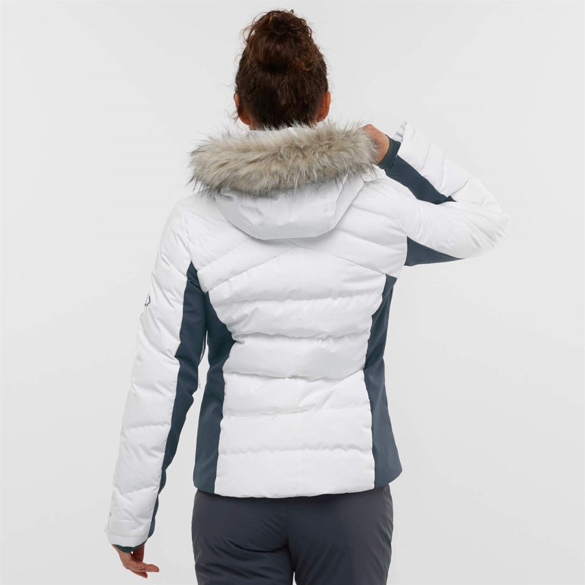 LC1381700Salomon Stormcozy W Kadın Mont LC1381700