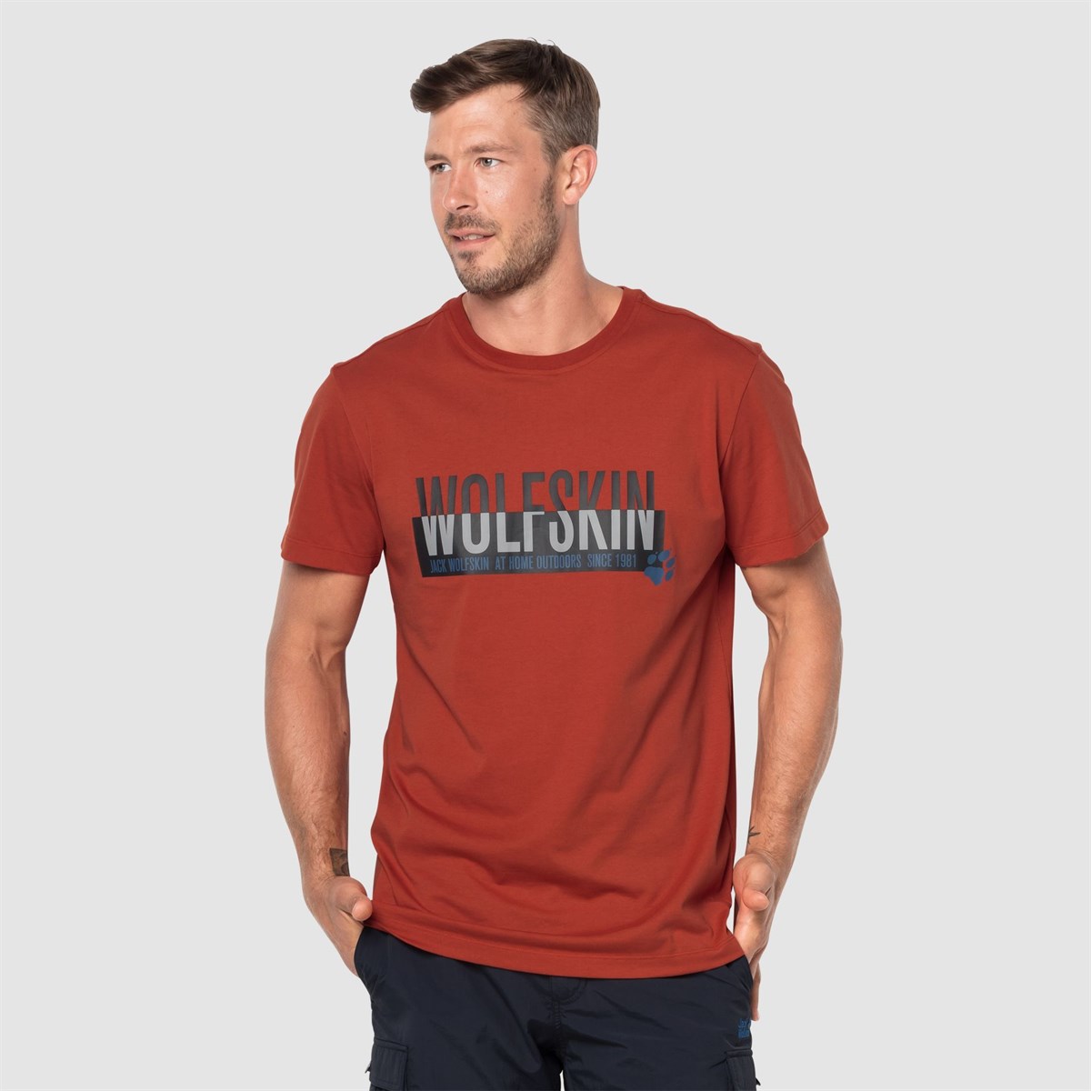 1805641NEBIMV3NEBIMV3|1805641|18266JACK WOLFSKIN SLOGAN T MEN ERKEK T-SHIRT-mexican pepper