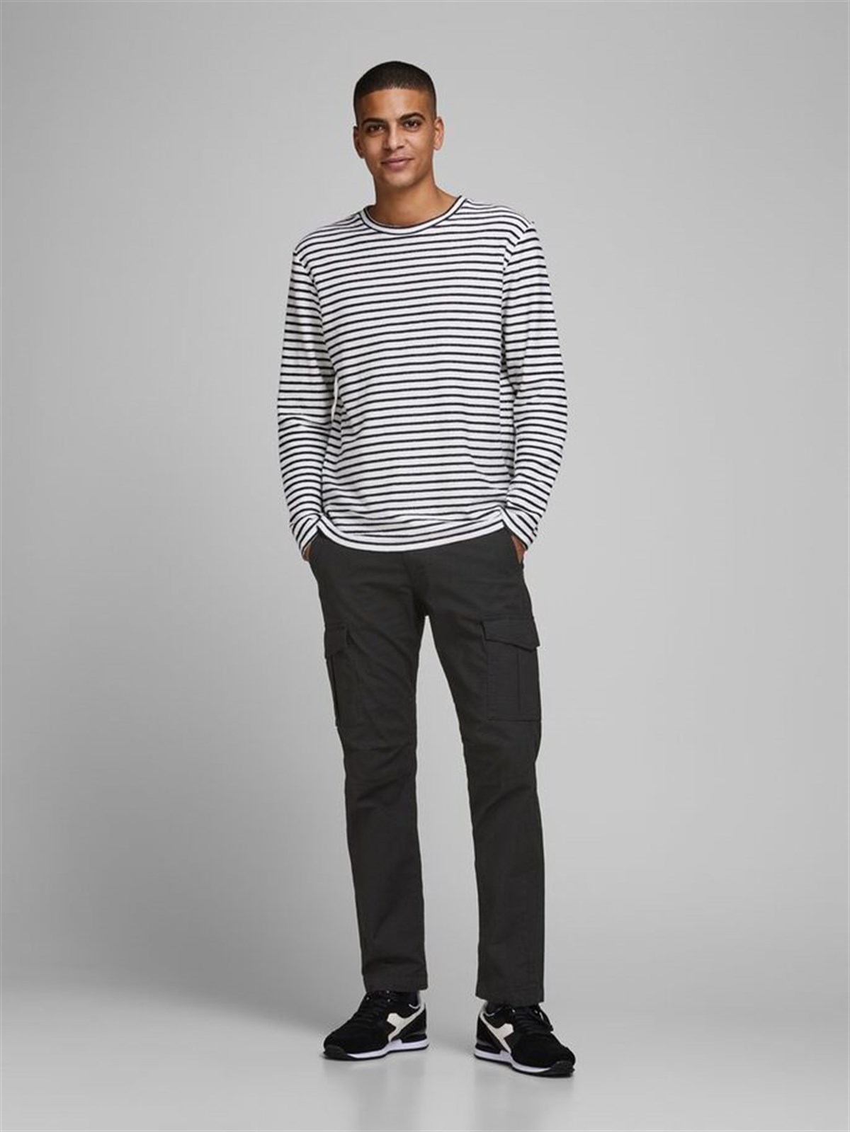12169485NEBIMV3NEBIMV3|12169485|BlackJACK&JONES JJIROB JJALFA AKM 906  BLACK ERKEK PANTOLON - 12169485-Black