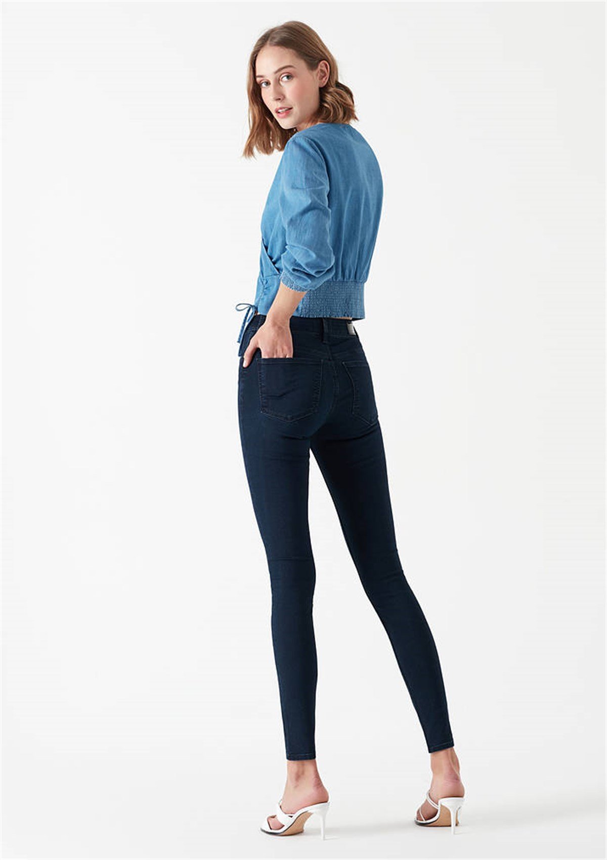 1067831058NEBIMV3NEBIMV3|1067831058|STDMAVİ ALISSA Midnight GOLD Shape KADIN PANTOLON 1067831058-STD