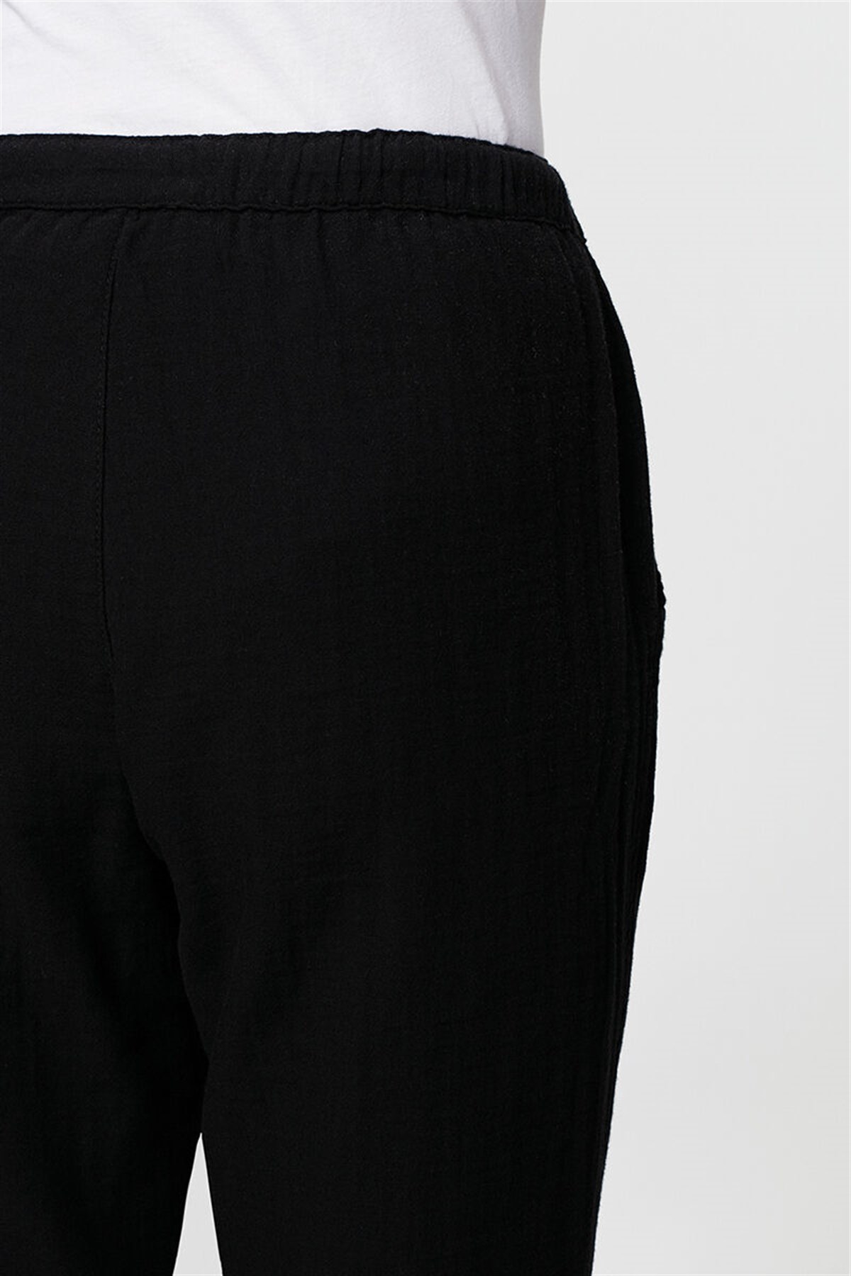 100954-900Mavi Beli Lastikli Siyah Kadın Pantolon 100954-900