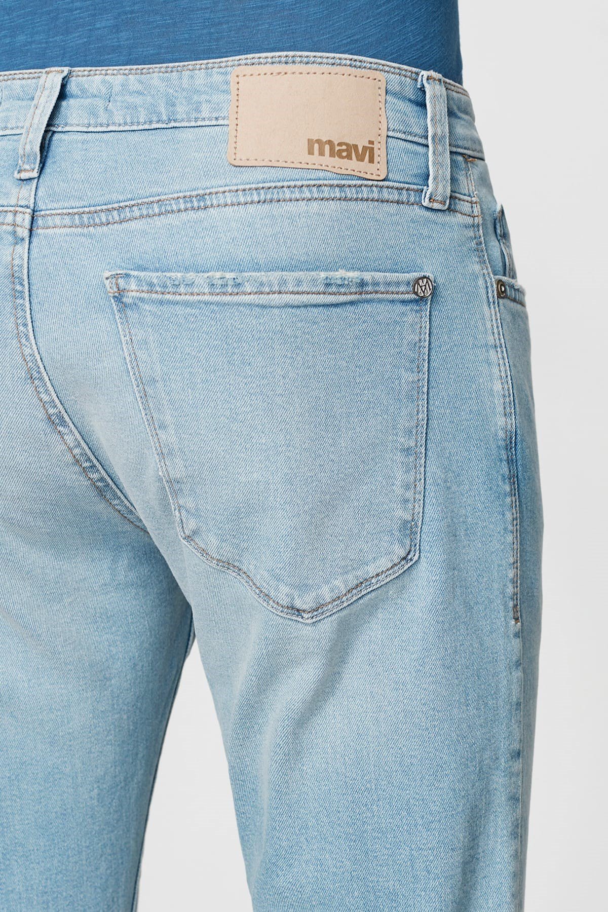 0042223518NEBIMV3NEBIMV3|0042223518|R000MAVİ JAKE Bleach 90's Comfort-STD