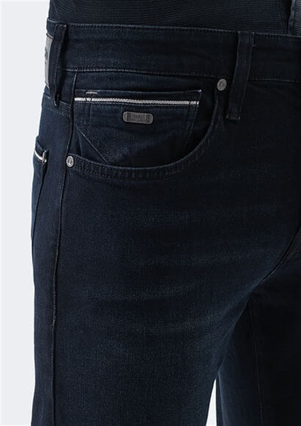 0042232122Mavi Jake Ink Mavi Black Erkek Pantolon