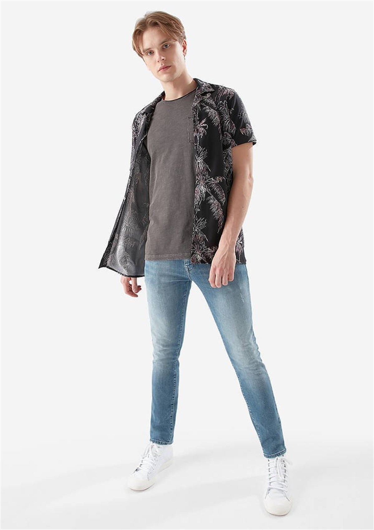 0042230621Mavi Jake Mid Shaded Mavi Premium Erkek Pantolon