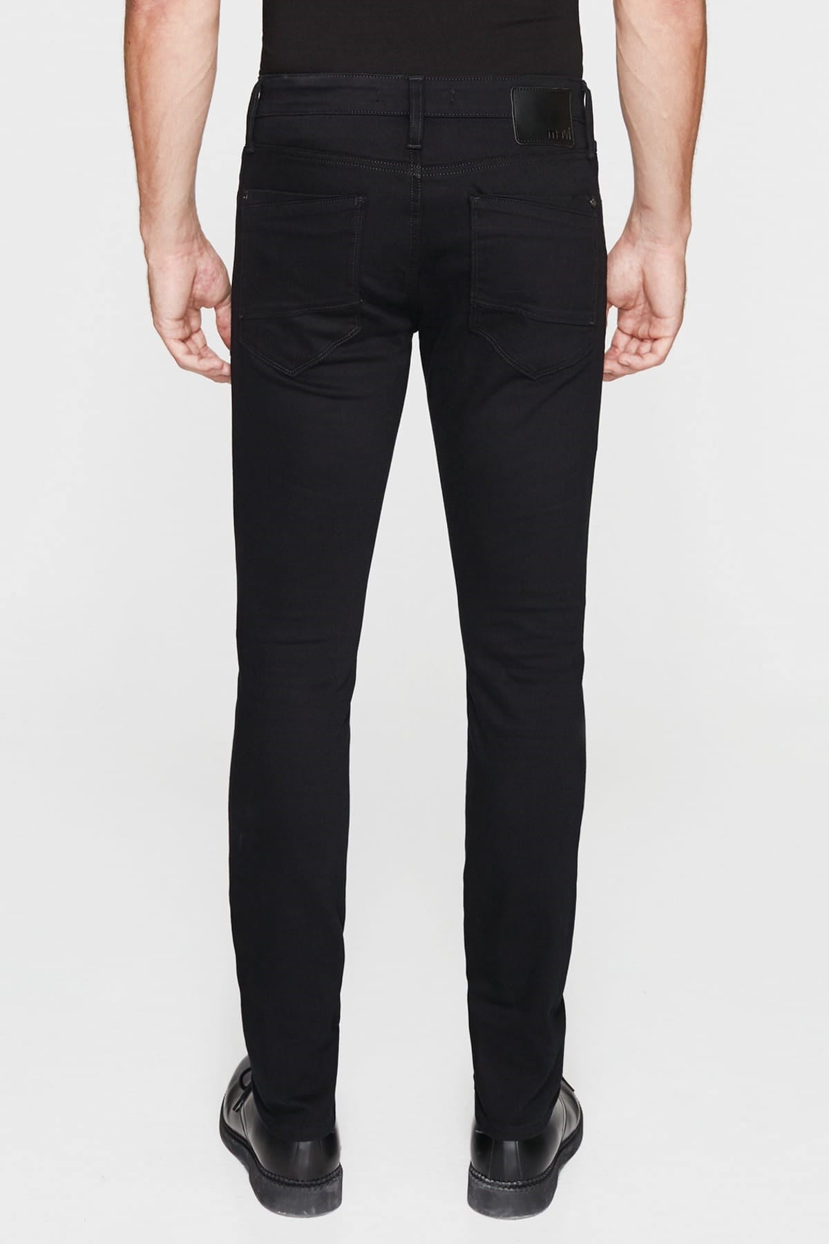 0042423313NEBIMV3NEBIMV3|0042423313|R000MAVİ JAMES Black Berlin Denim-STD