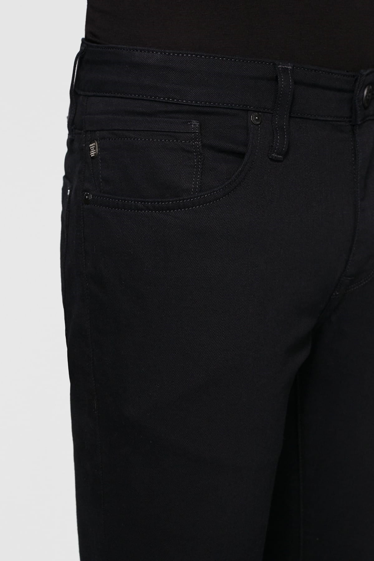 0042423313NEBIMV3NEBIMV3|0042423313|R000MAVİ JAMES Black Berlin Denim-STD