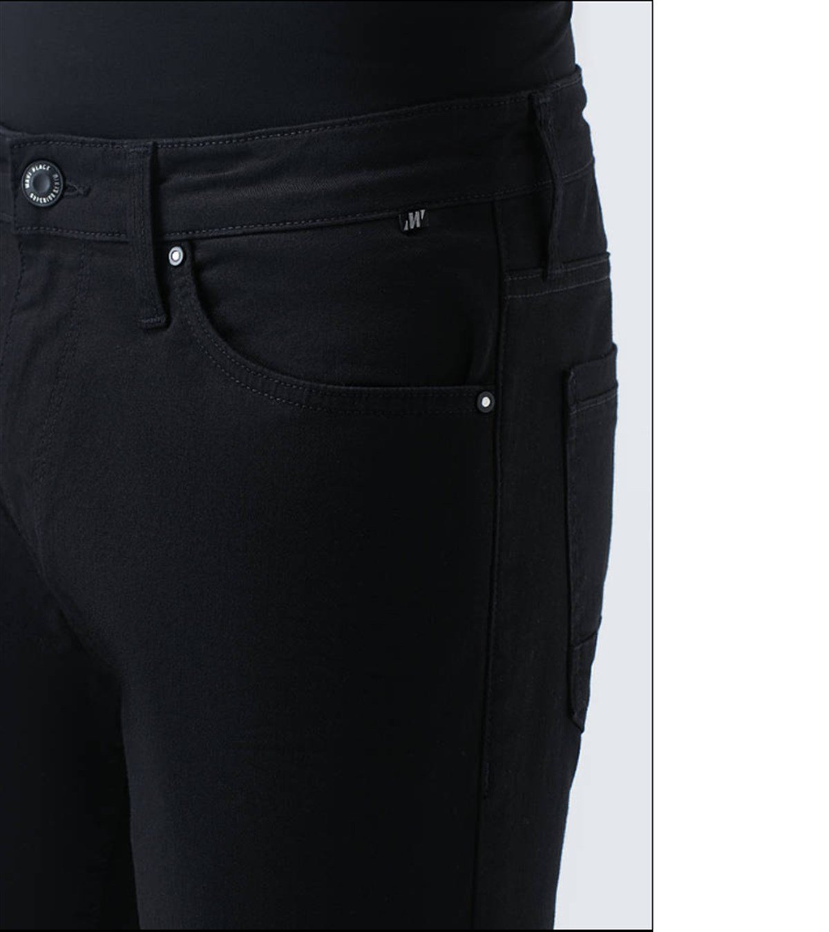 0042431036Mavi James Black Pro Erkek Pantolon