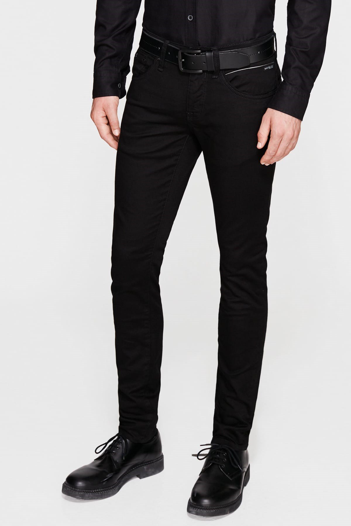 0042421319NEBIMV3NEBIMV3|0042421319|R000MAVİ JAMES Coal Coated MAVI BLACK-STD