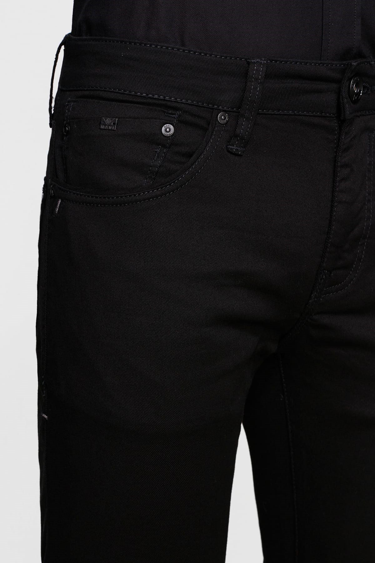 0042421319NEBIMV3NEBIMV3|0042421319|R000MAVİ JAMES Coal Coated MAVI BLACK-STD