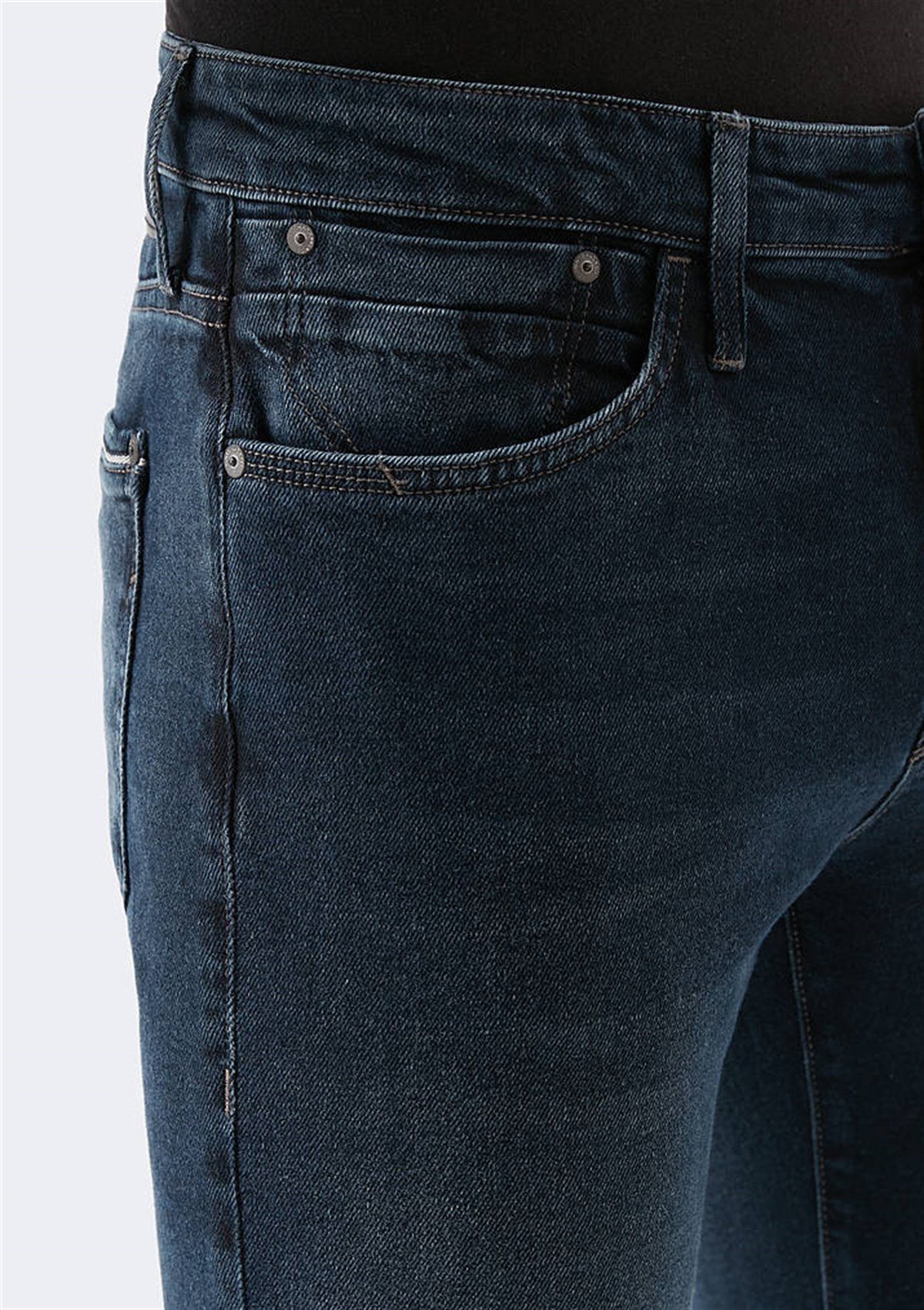 0042431958Mavi James Ink 90's Mavi Black Erkek Pantolon
