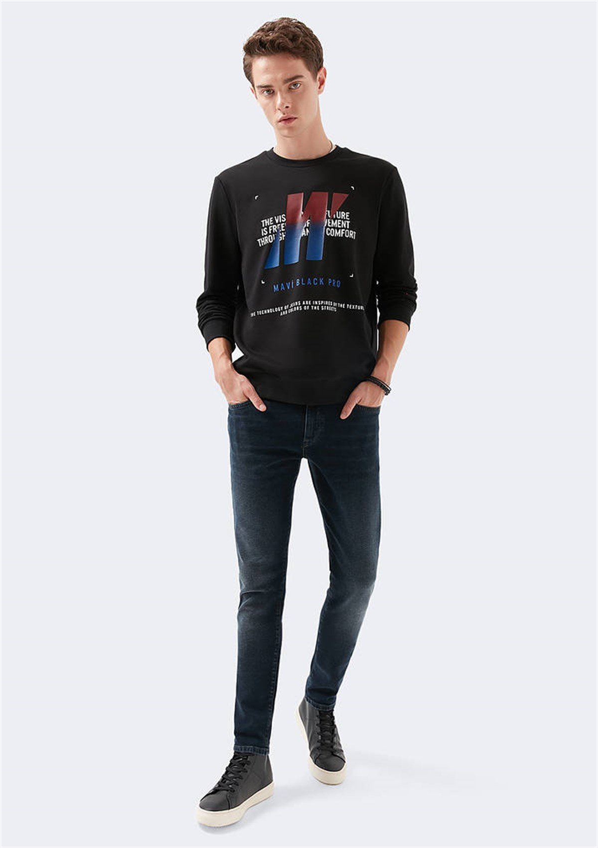 0042431958Mavi James Ink 90's Mavi Black Erkek Pantolon