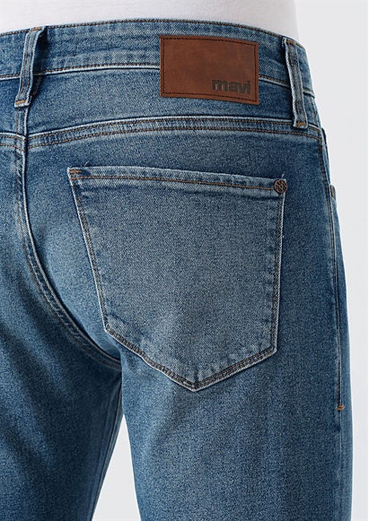 0042426074Mavi James Mid 90's Comfort Erkek Pantolon