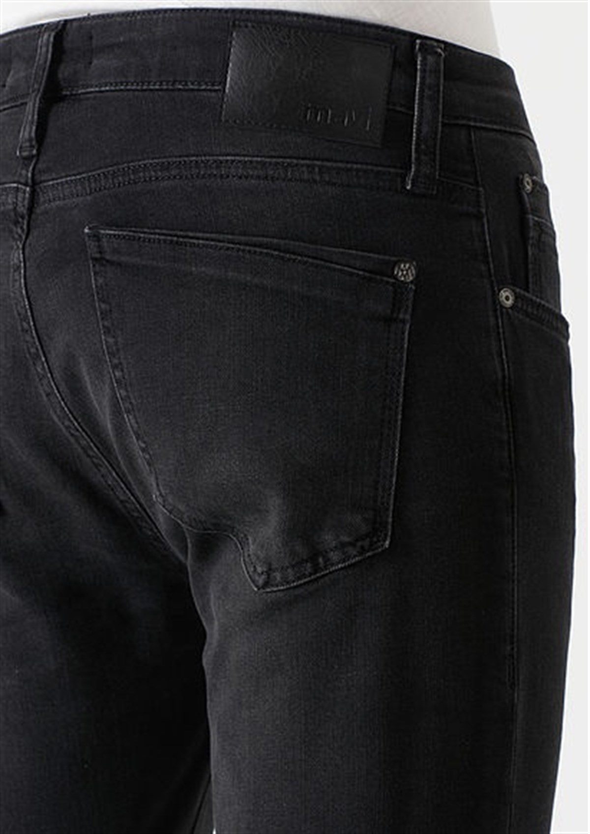 0076228604Mavi Leo Smoke Comfort Erkek Pantolon