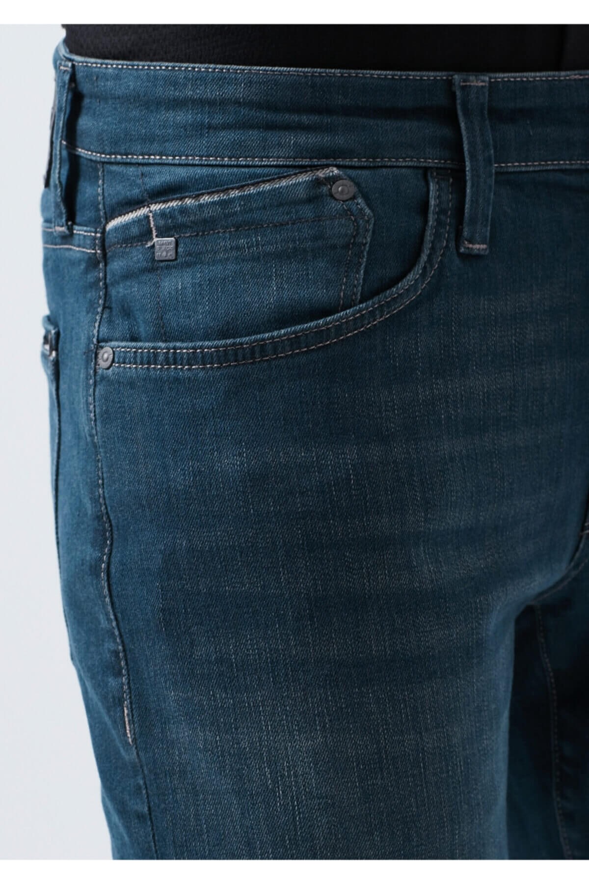 0035129616Mavi Marcus Foggy Shaded Black Erkek Pantolon