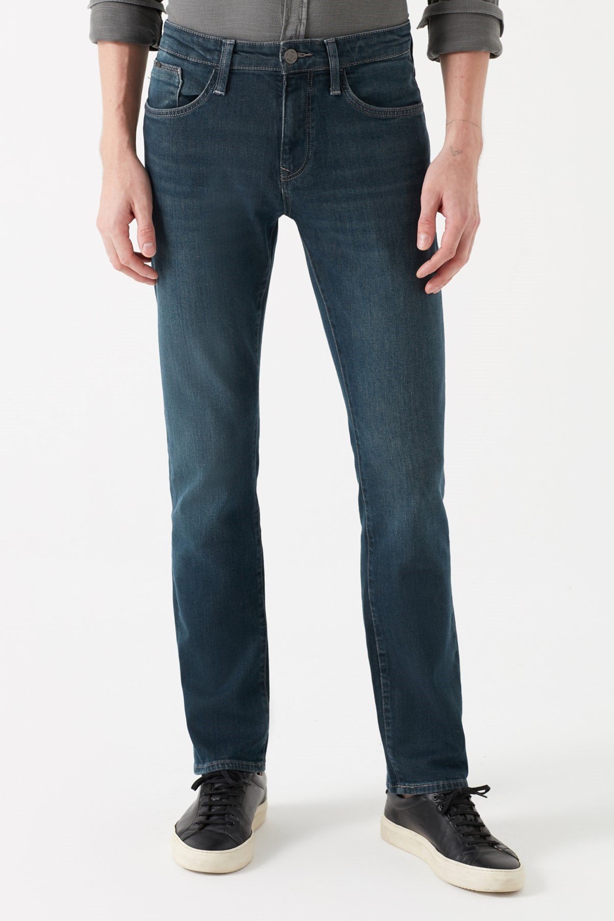 0037828186NEBIMV3NEBIMV3|0037828186|STDMAVİ MARTIN Dark Foggy Shaded Mavi Black ERKEK PANTOLON-STD
