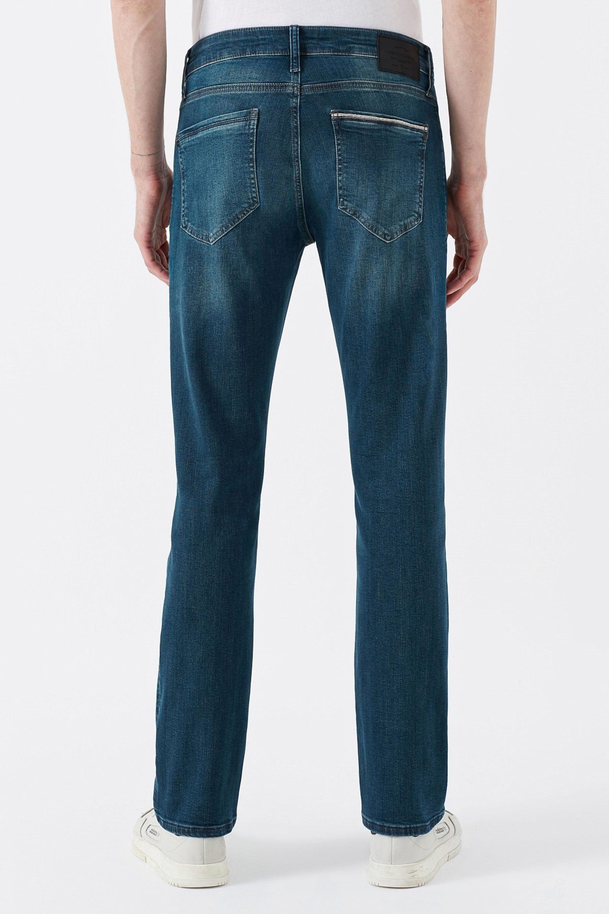 0037830619NEBIMV3NEBIMV3|0037830619|STDMAVİ MARTIN Deep Shaded Mavi Premium ERKEK PANTOLON 0037830619-STD