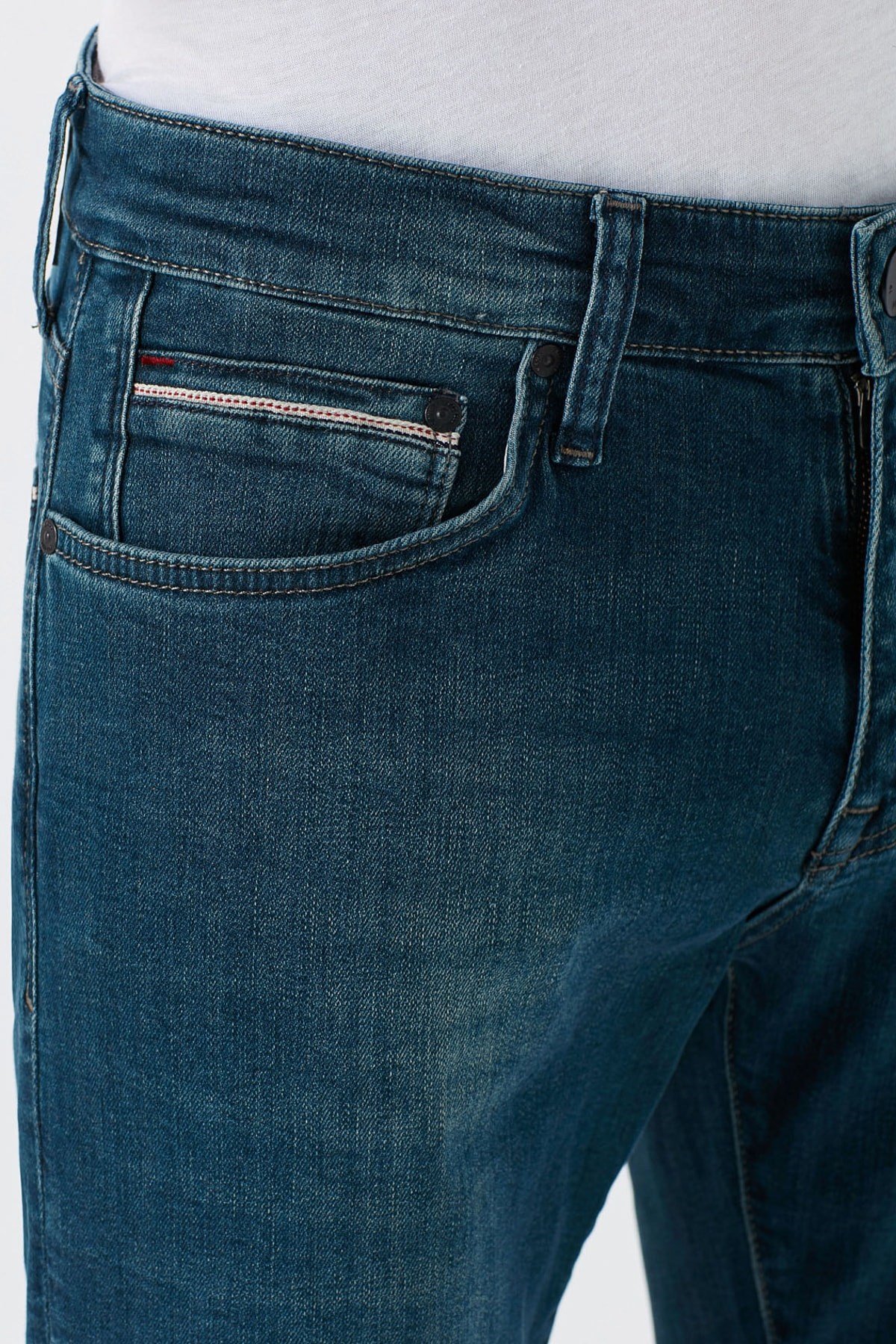 0037830619NEBIMV3NEBIMV3|0037830619|STDMAVİ MARTIN Deep Shaded Mavi Premium ERKEK PANTOLON 0037830619-STD