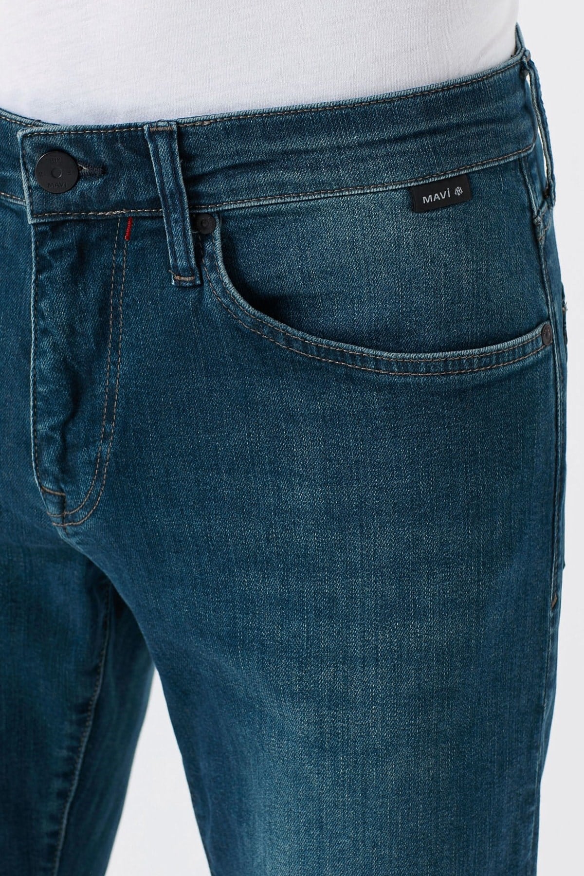 0037830619NEBIMV3NEBIMV3|0037830619|STDMAVİ MARTIN Deep Shaded Mavi Premium ERKEK PANTOLON 0037830619-STD