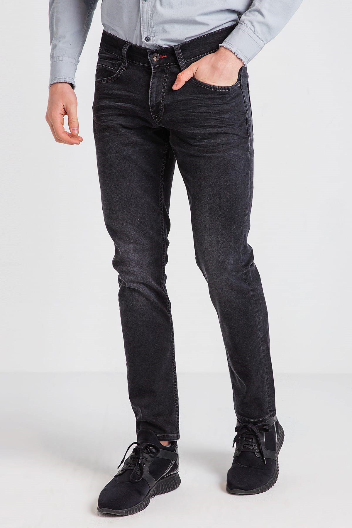 01-M03030-495NEBIMV3NEBIMV3|01-M03030-495|F45MUSTANG OREGON TAPERED ERKEK DENIM PANTOLON-Siyah