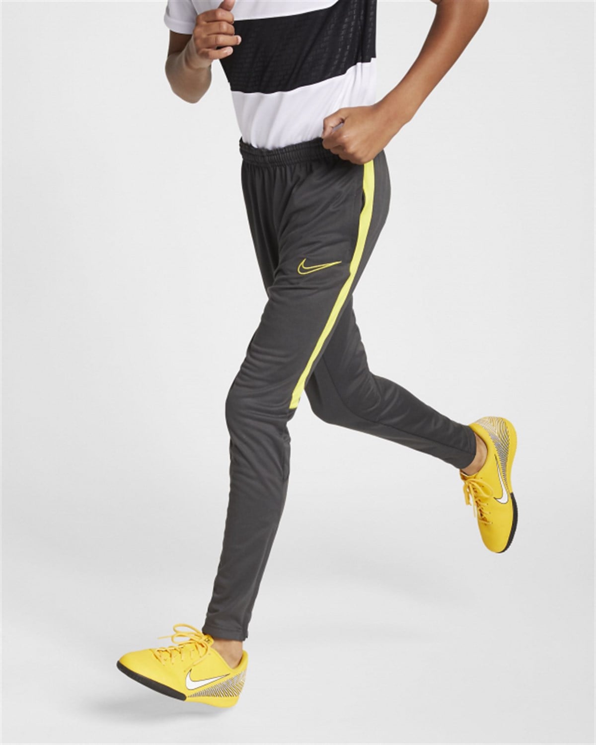 AO0745-061NEBIMV3NEBIMV3|AO0745-061|ANTHRACITENİKE B NK DRY ACDMY PANT KPZ ERKEK PANTOLON-ANTHRACITE