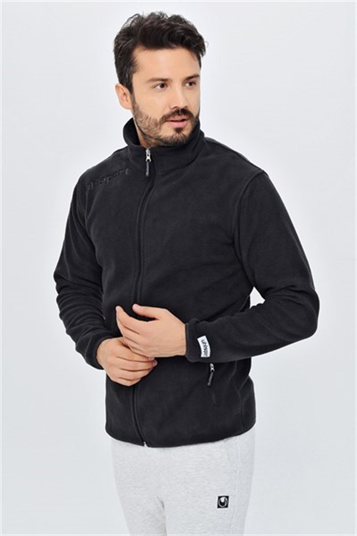 12.10.011.004.093.005Polar Essential M