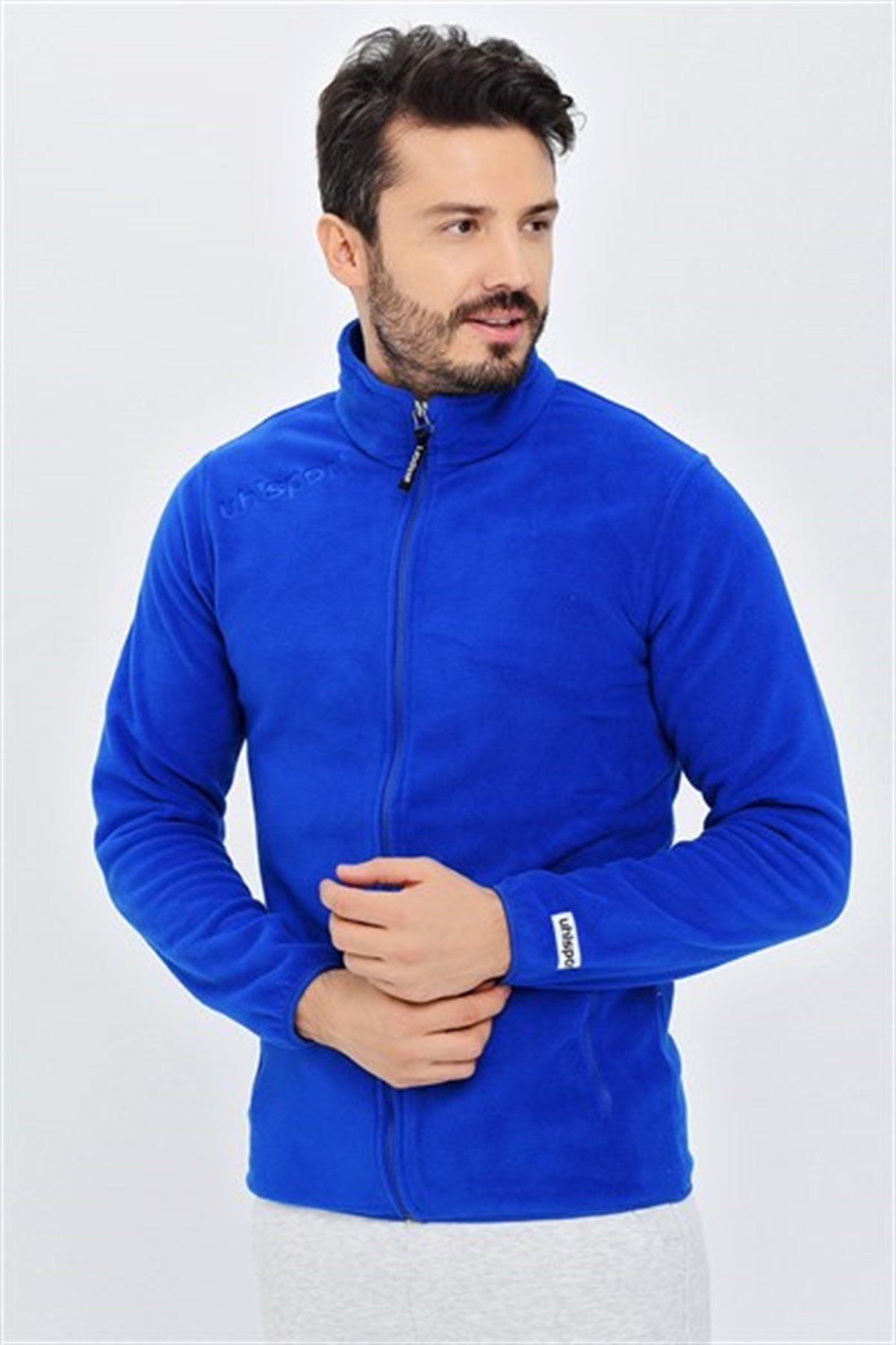 12.10.011.004.093.005Polar Essential M