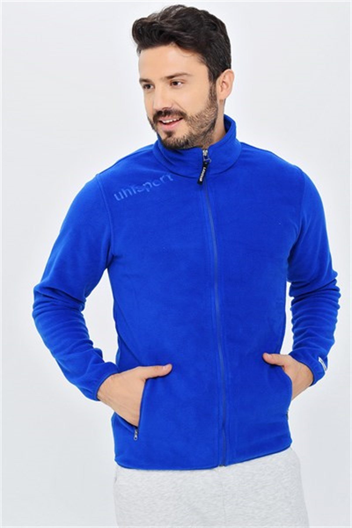 12.10.011.004.093.005Polar Essential M