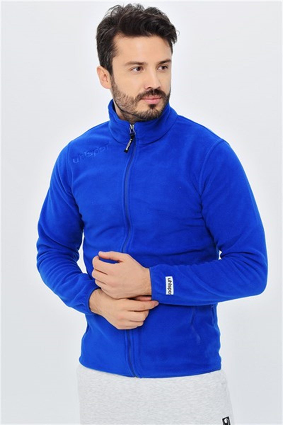 12.10.011.004.093.005Polar Essential M