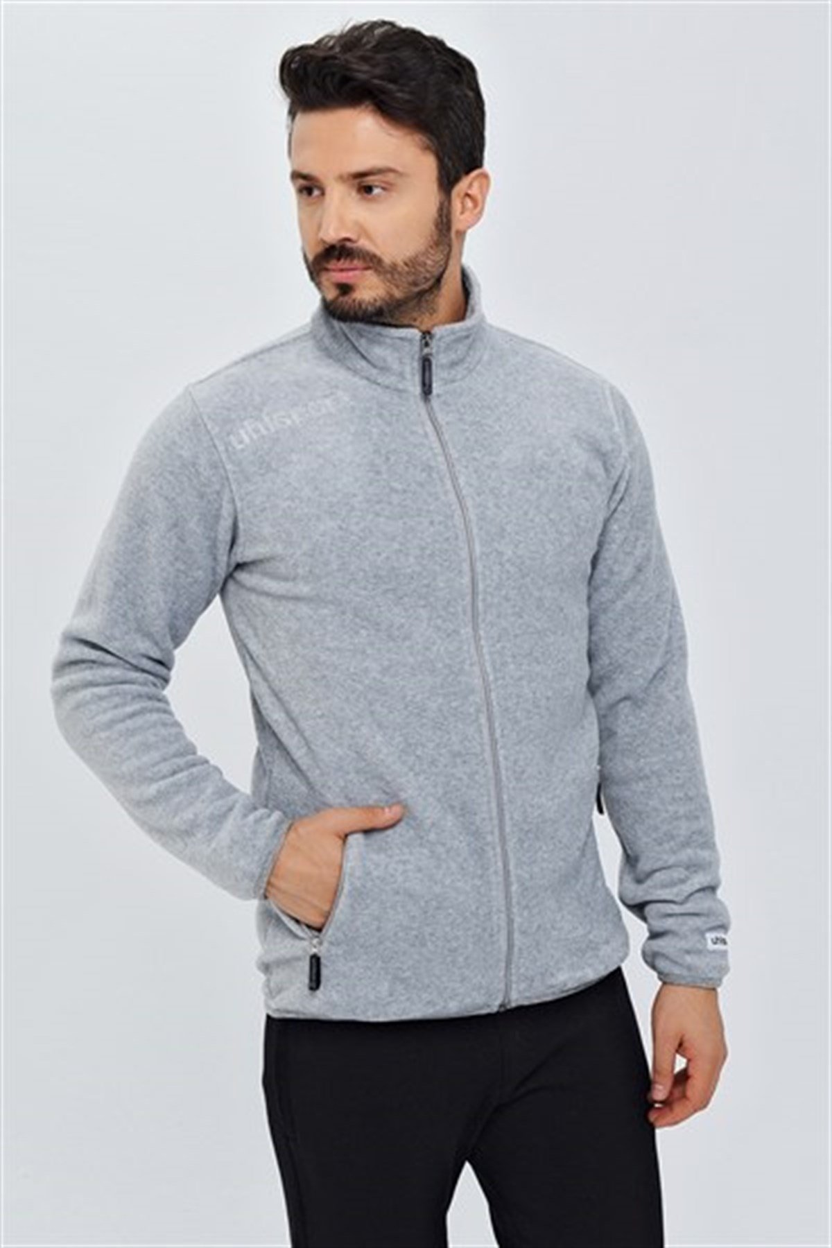 12.10.011.004.093.005Polar Essential M