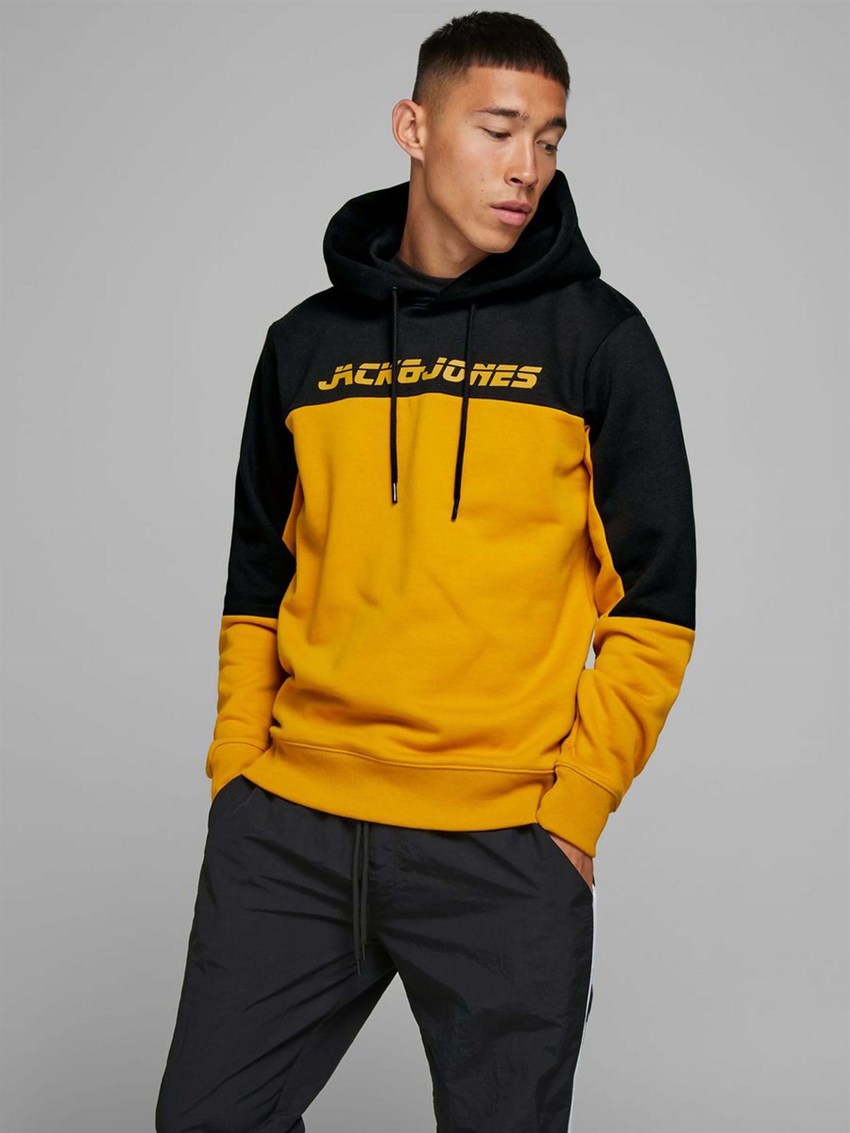 12175301Jack & Jones Jcoasher Erkek Sweatshirt 12175301