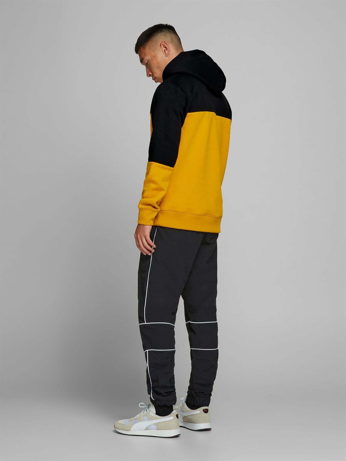 12175301Jack & Jones Jcoasher Erkek Sweatshirt 12175301