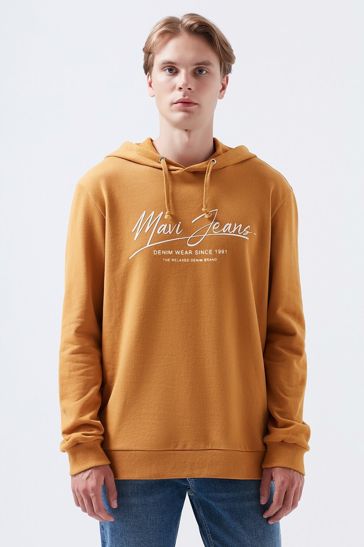 066522-32959Mavi Jeans Baskılı Kapüşonlu Koyu Hardal Erkek Sweatshirt