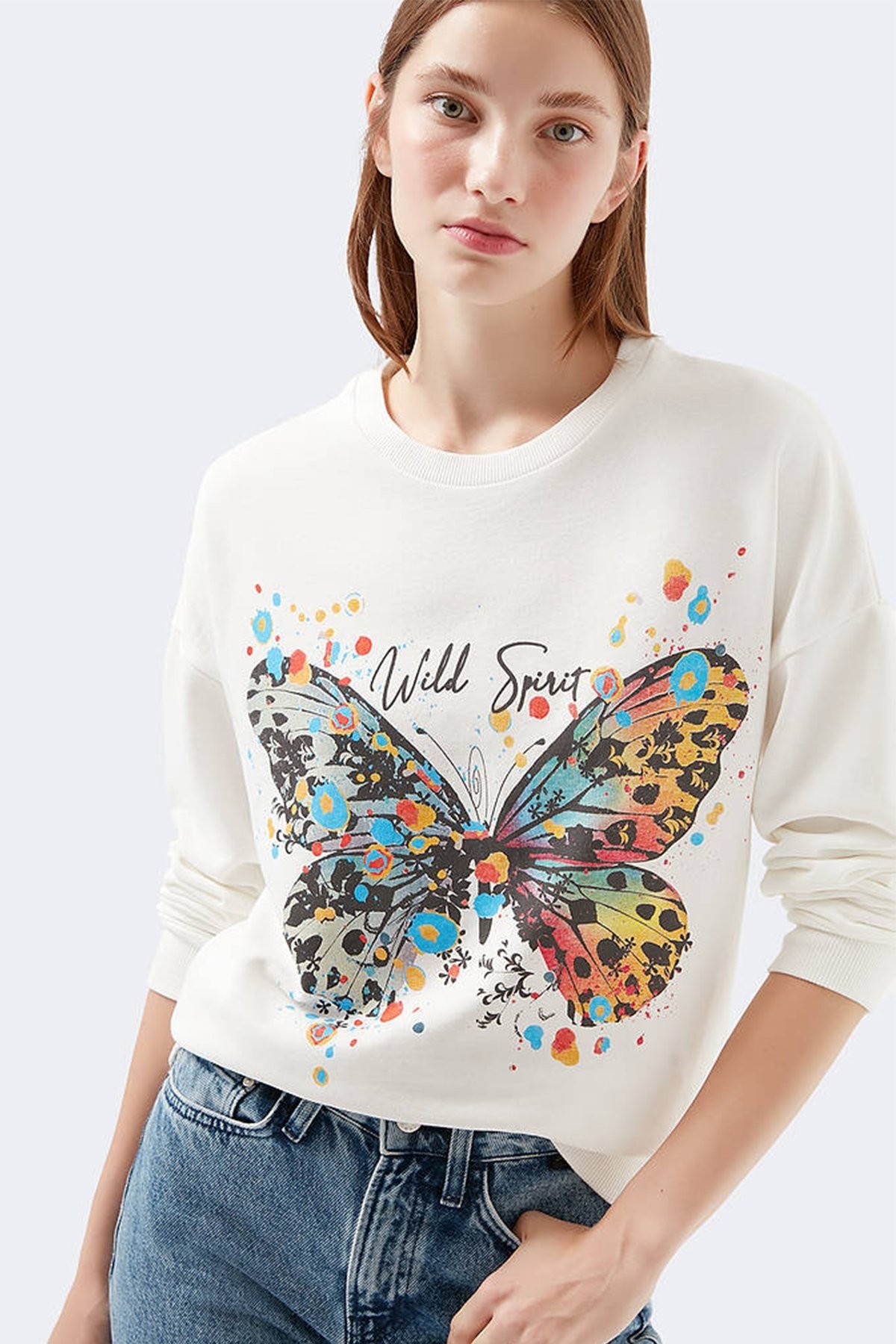 1600412-32158Mavi Kadın Kelebek Sweatshirt Kırık Beyaz