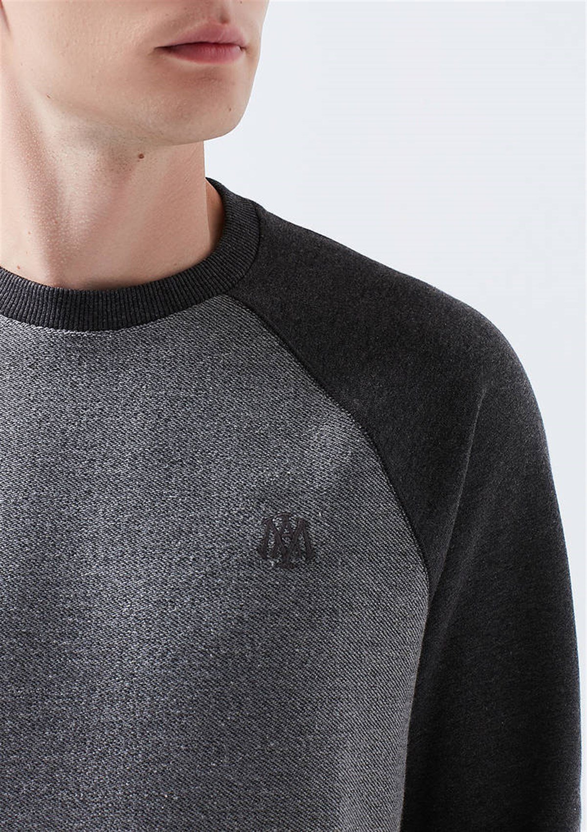 066274-32462Mavi Sweatshirt Erkek Koyu Gri Melanj