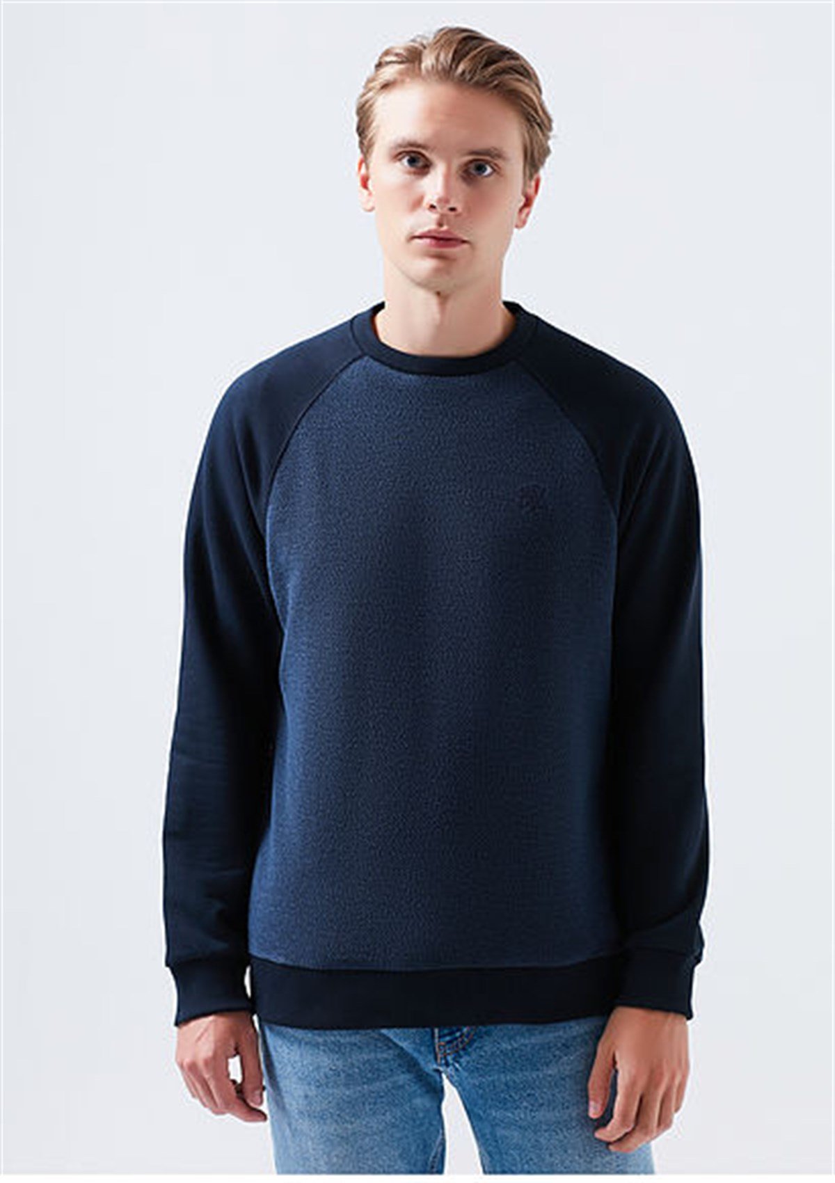 066274-32184Mavi Total Eclipse Erkek Sweatshirt