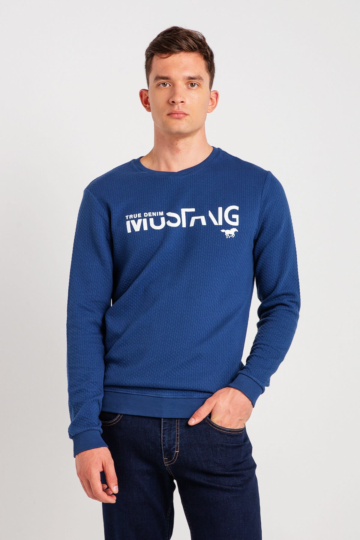04-M00105-576NEBIMV3NEBIMV3|04-M00105-576|C62MUSTANG ERKEK KABARTMA BASKILI SWEATSHIRT-SAKS1