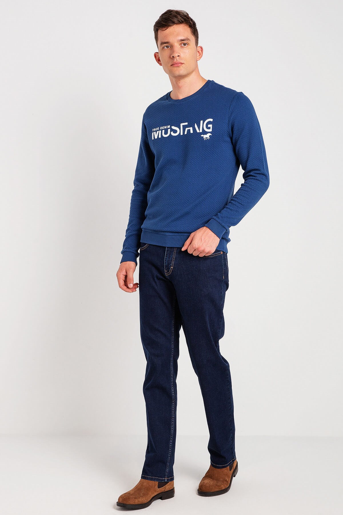 04-M00105-576NEBIMV3NEBIMV3|04-M00105-576|C62MUSTANG ERKEK KABARTMA BASKILI SWEATSHIRT-SAKS1