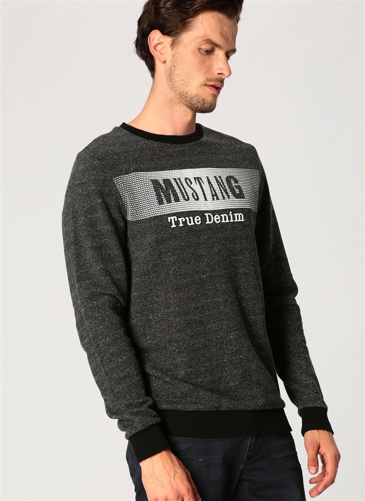 04-M00211-440NEBIMV3NEBIMV3|04-M00211-440|B08MUSTANG ERKEK SWEATSHİRT-Siyah
