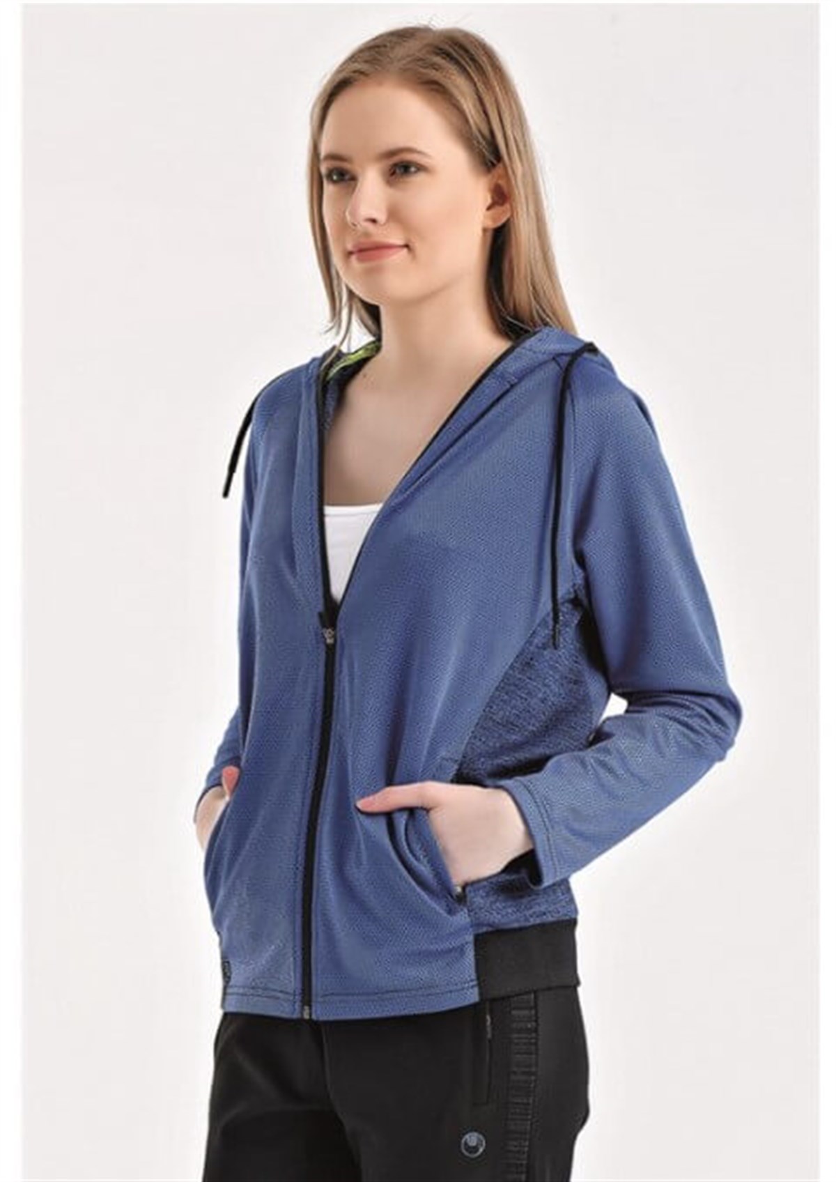 12.10.011.004.093.069Sweat Poly. Kapşonlu Grey M