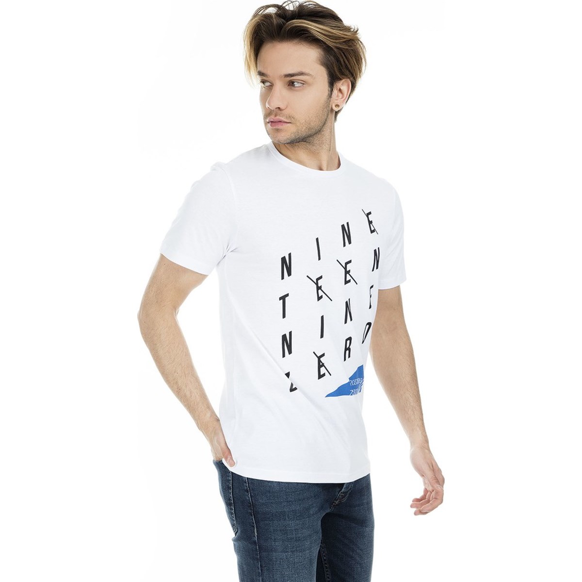 12152862Jack & Jones Jcoboost Tee Ss Crew Neck Erkek Tişört