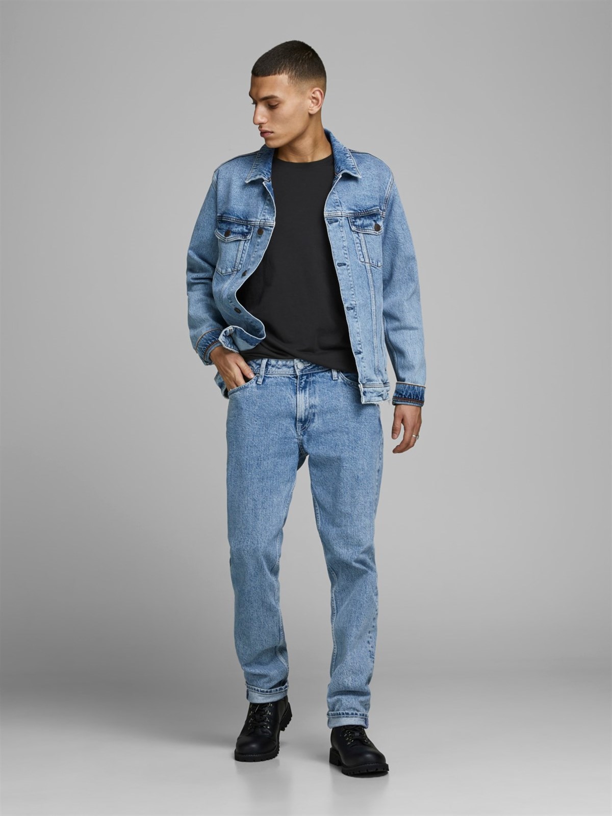12156101Jack&Jones Jjeorganic Basic Tee SS O-Neck Noos Erkek T-Shirt-12156101