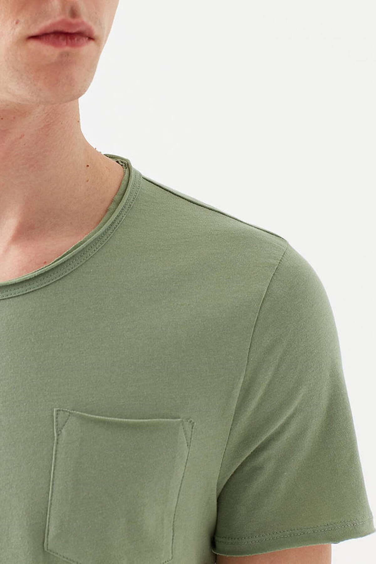 062772-33406Mavi Basic T-Shirt Soluk Yeşil Erkek T-Shirt