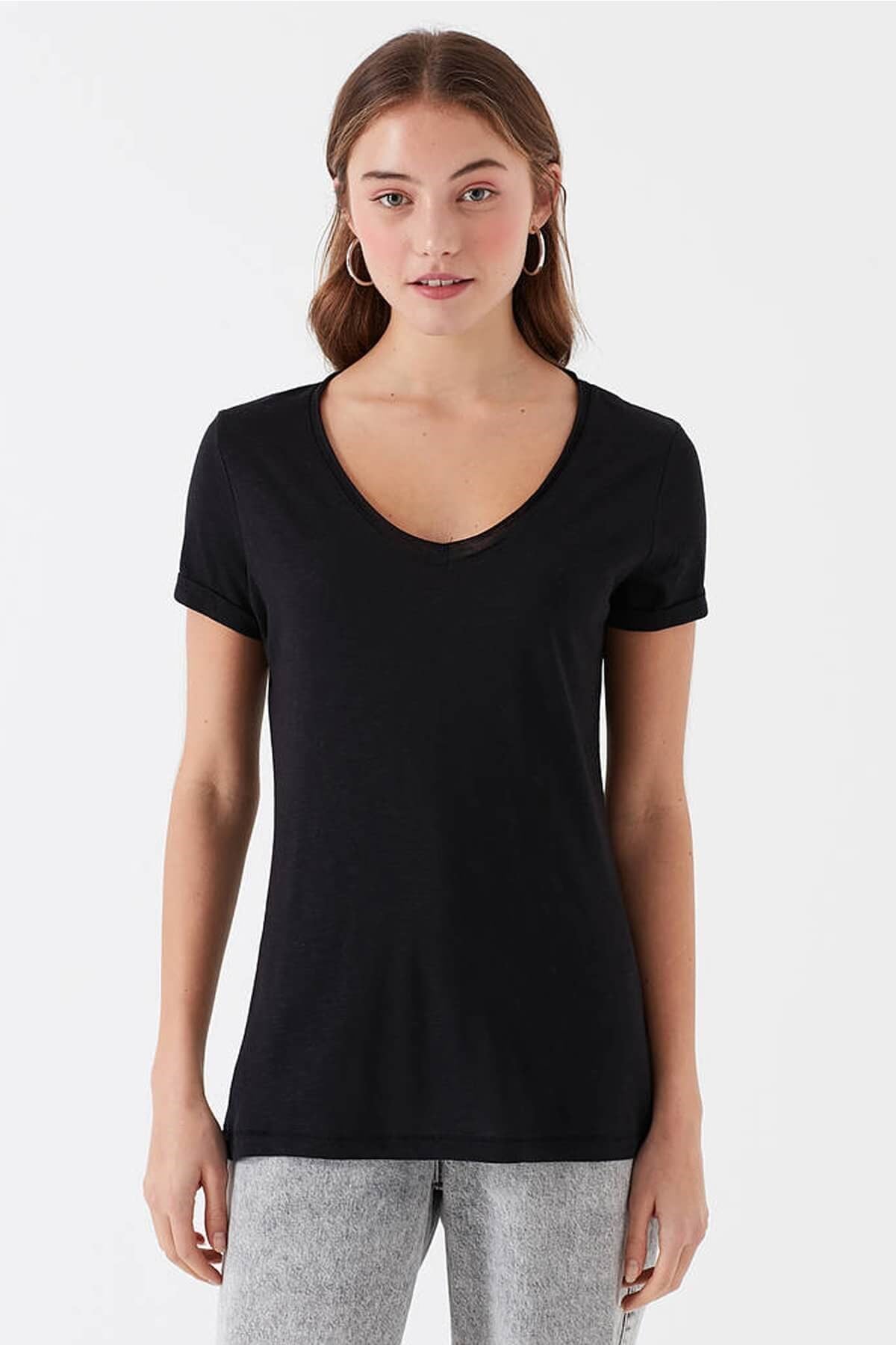 166446-900Mavi Basic V Yaka T-Shirt Beyaz Kadın T-Shirt