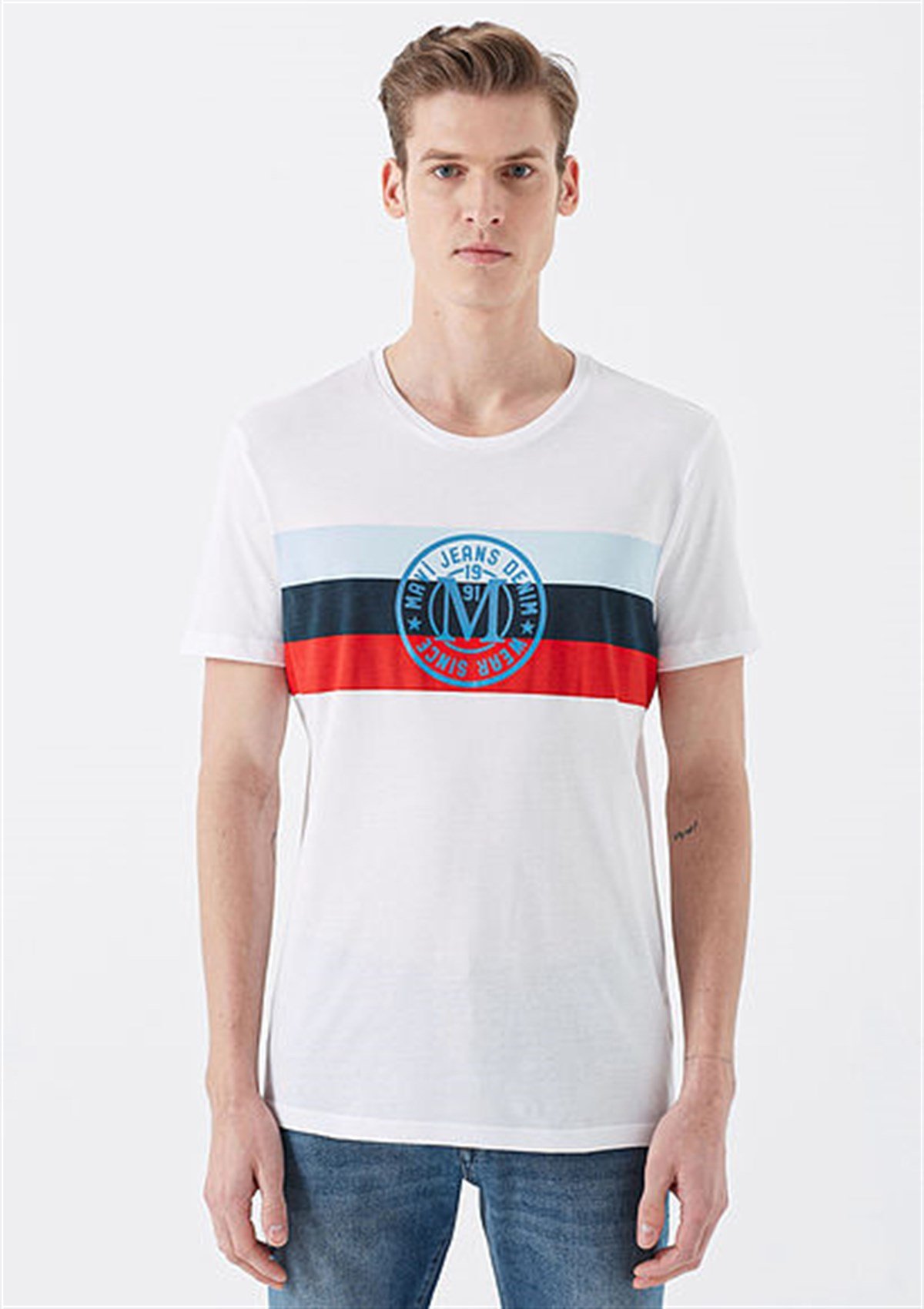 065929-620Mavi Çizgi Baskılı Logo Tişört Beyaz